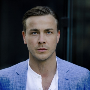 Albrecht Schuch  erhält den Österreichischen Filmpreis in der Kategorie “Best männliche Hauptrolle” für  “Pfau – Bin ich echt?
