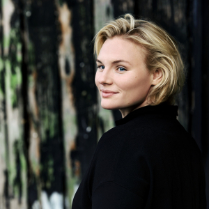 Rosalie Thomass erhält den Sonderpreis des Fernsehfilmfestivals Baden-Baden